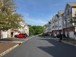 119 Conover Ter 119, Lebanon Boro, NJ 08833