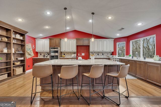 611 Talona Mountain Road, Ellijay, GA 30536