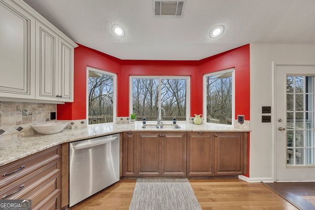 611 Talona Mountain Road, Ellijay, GA 30536