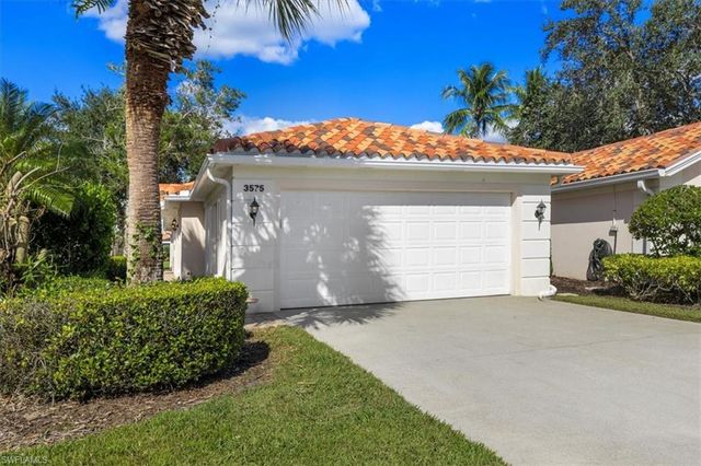 3575 El Verdado CT, Naples, FL 34109
