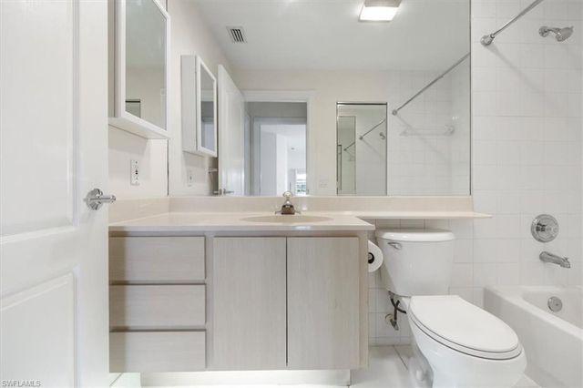 3575 El Verdado CT, Naples, FL 34109