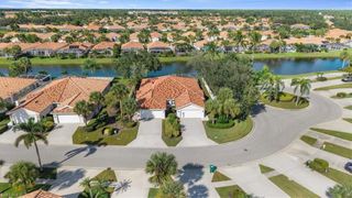 3575 El Verdado CT, Naples, FL 34109