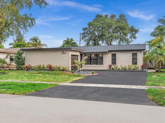 10691 NW 28th Street, Sunrise, FL 33322