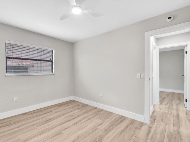 10691 NW 28th Street, Sunrise, FL 33322