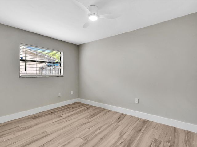 10691 NW 28th Street, Sunrise, FL 33322