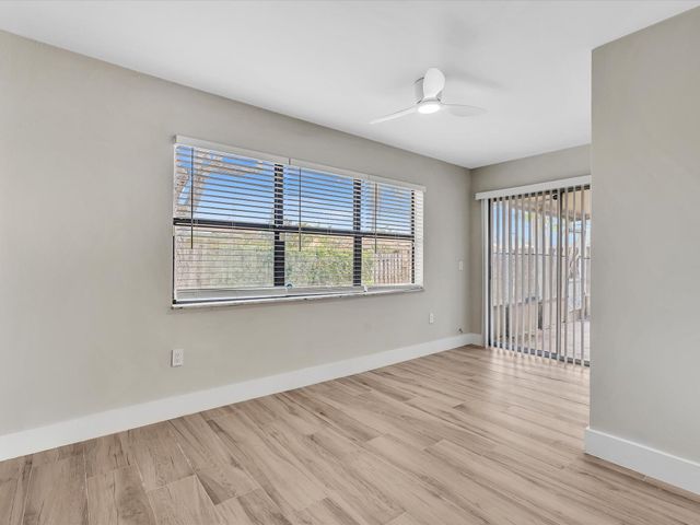 10691 NW 28th Street, Sunrise, FL 33322