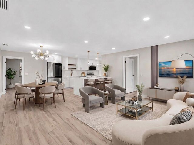 10691 NW 28th Street, Sunrise, FL 33322