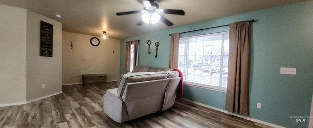 11652 Quincy St, Caldwell, ID 83605