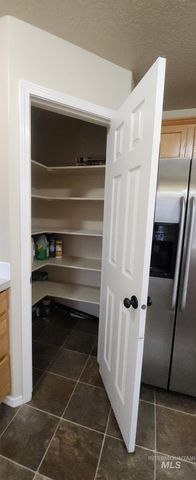 11652 Quincy St, Caldwell, ID 83605