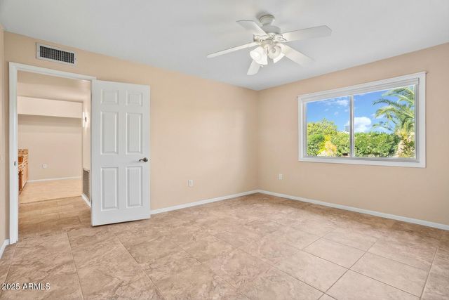 10902 W WELK Drive, Sun City, AZ 85373