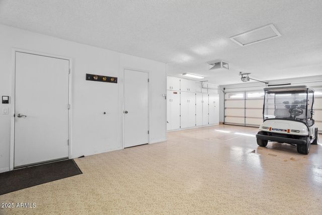 10902 W WELK Drive, Sun City, AZ 85373