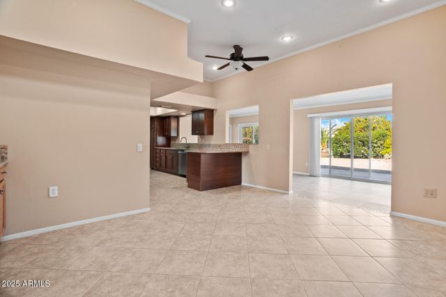 10902 W WELK Drive, Sun City, AZ 85373