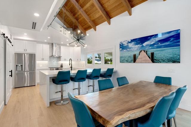 185 Ojibway Avenue, Plantation Key, FL 33070