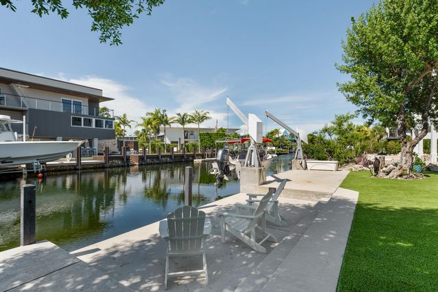 185 Ojibway Avenue, Plantation Key, FL 33070