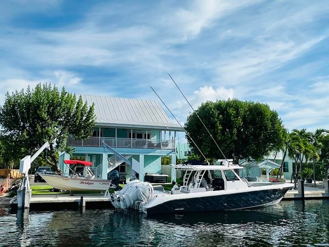 185 Ojibway Avenue, Plantation Key, FL 33070