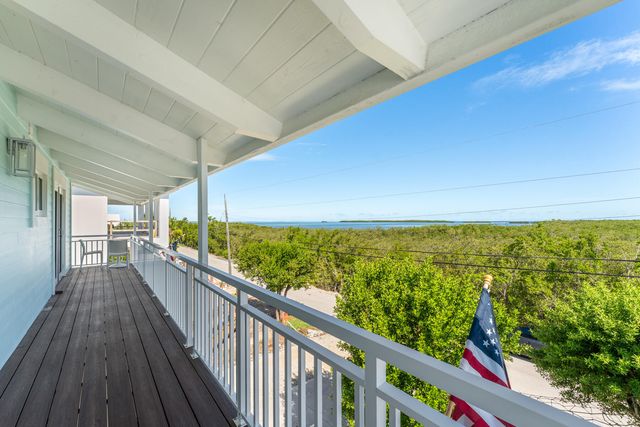 185 Ojibway Avenue, Plantation Key, FL 33070