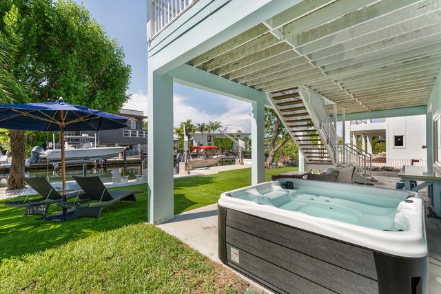 185 Ojibway Avenue, Plantation Key, FL 33070