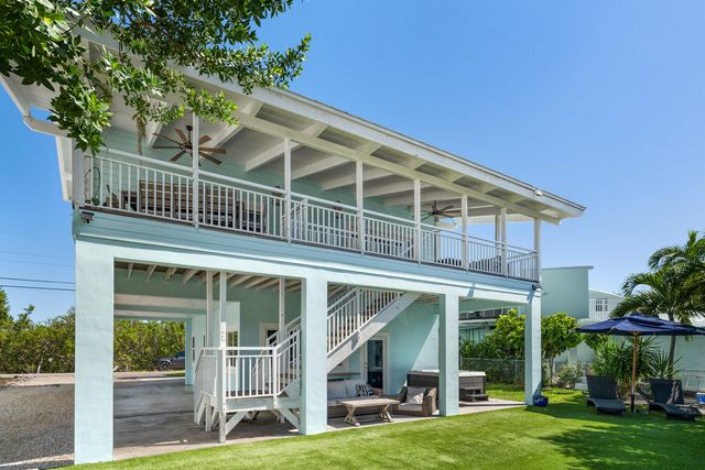 185 Ojibway Avenue, Plantation Key, FL 33070