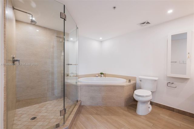 7928 East Drive 106, North Bay Village, FL 33141