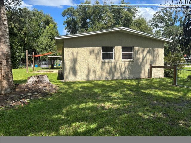 2404 GRANDVIEW AVENUE, Sanford, FL 32771