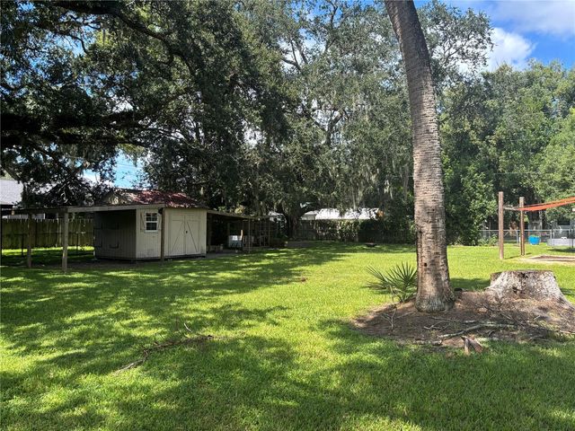 2404 GRANDVIEW AVENUE, Sanford, FL 32771