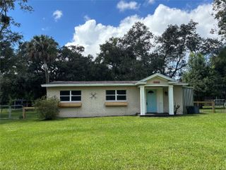 2404 GRANDVIEW AVENUE, Sanford, FL 32771