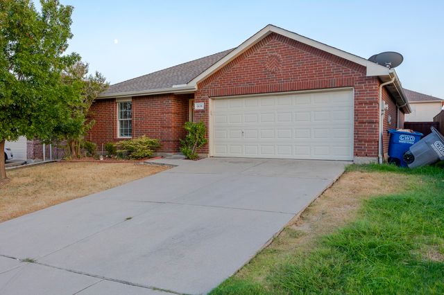 1436 Puerto Lago Drive, Little Elm, TX 75068