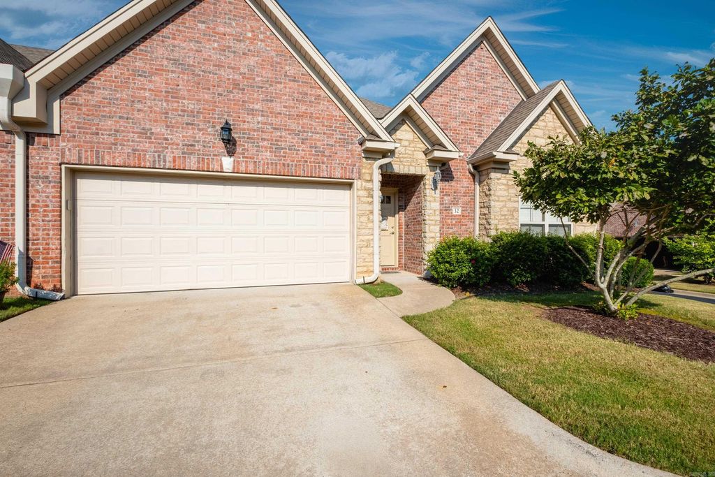 32 Valletta Circle, Little Rock, AR 72223