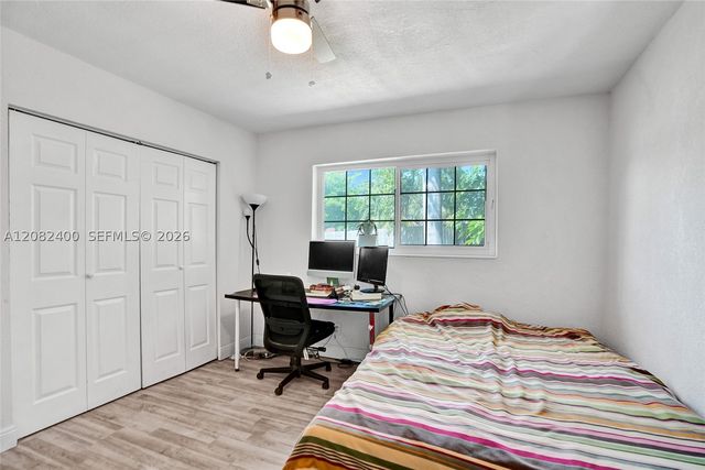 1124 NW 16th St, Fort Lauderdale, FL 33311