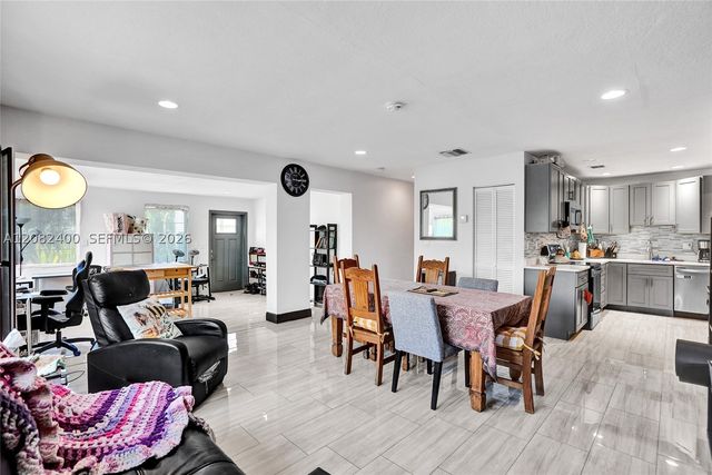 1124 NW 16th St, Fort Lauderdale, FL 33311