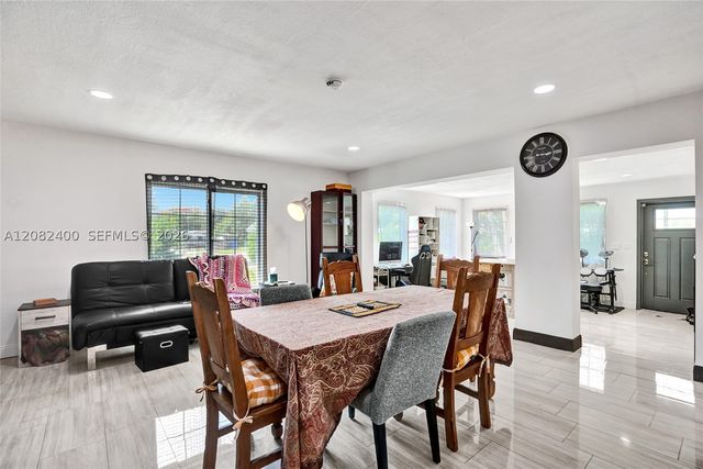 1124 NW 16th St, Fort Lauderdale, FL 33311