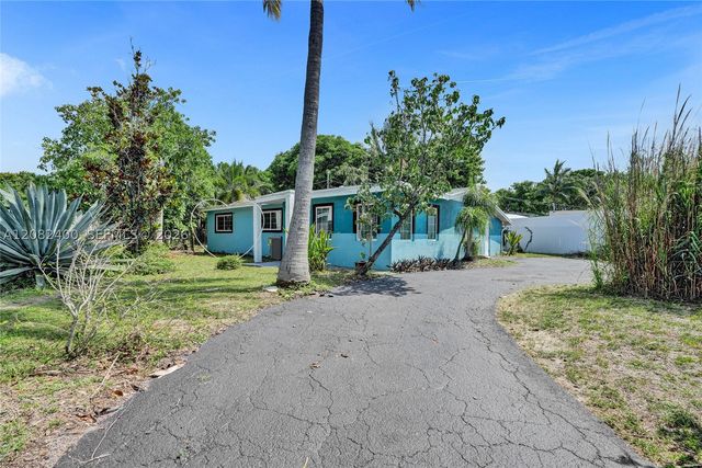 1124 NW 16th St, Fort Lauderdale, FL 33311