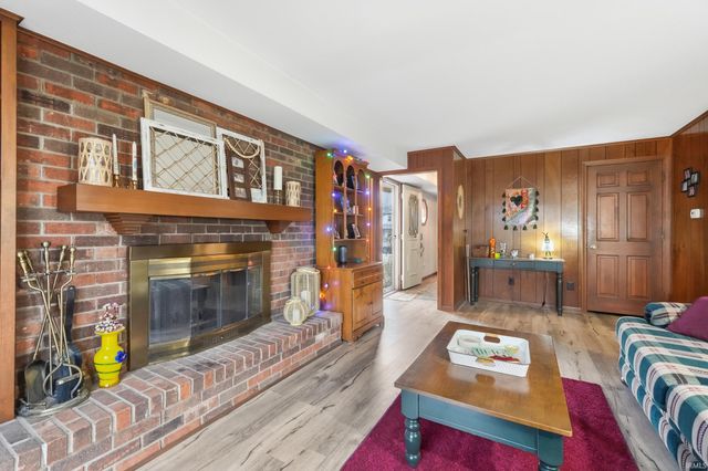 4526 Mirror Light Place, Fort Wayne, IN 46804