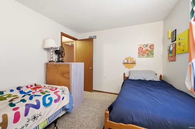 4526 Mirror Light Place, Fort Wayne, IN 46804