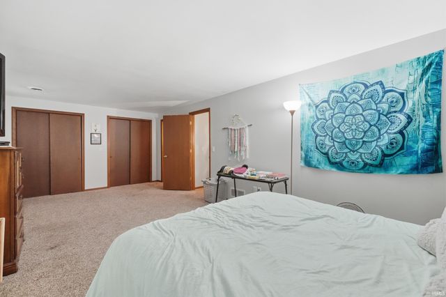 4526 Mirror Light Place, Fort Wayne, IN 46804