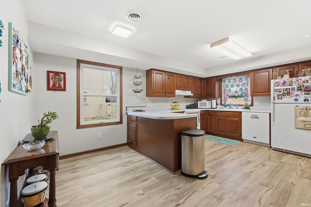 4526 Mirror Light Place, Fort Wayne, IN 46804