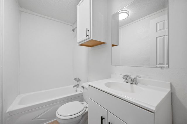 1914 Mcbroom Street 3, Dallas, TX 75212