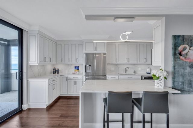 4822 OCEAN BOULEVARD 9A, Siesta Key, FL 34242