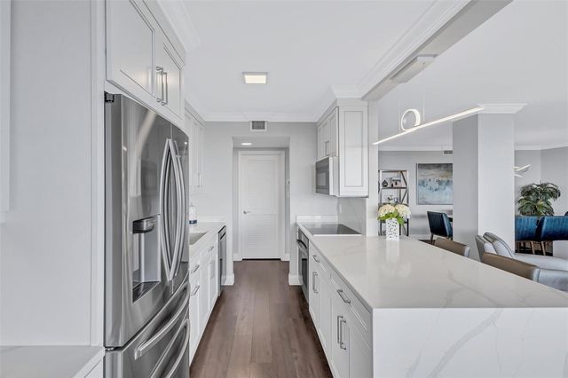 4822 OCEAN BOULEVARD 9A, Siesta Key, FL 34242