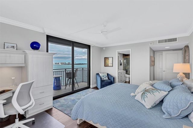 4822 OCEAN BOULEVARD 9A, Siesta Key, FL 34242