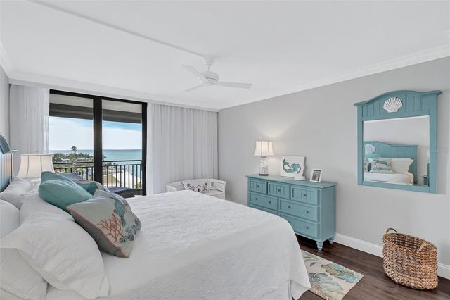 4822 OCEAN BOULEVARD 9A, Siesta Key, FL 34242