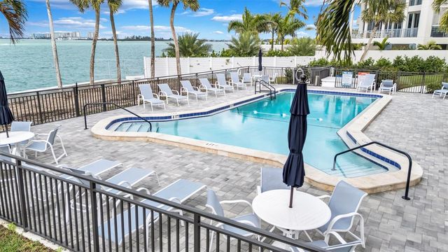 4822 OCEAN BOULEVARD 9A, Siesta Key, FL 34242