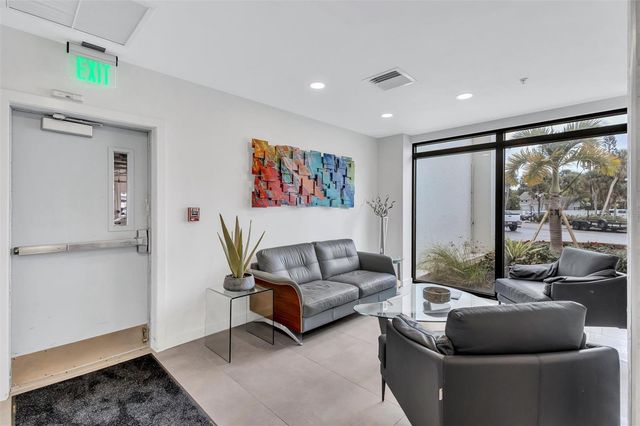 4822 OCEAN BOULEVARD 9A, Siesta Key, FL 34242