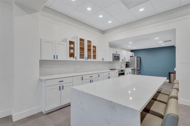 4822 OCEAN BOULEVARD 9A, Siesta Key, FL 34242