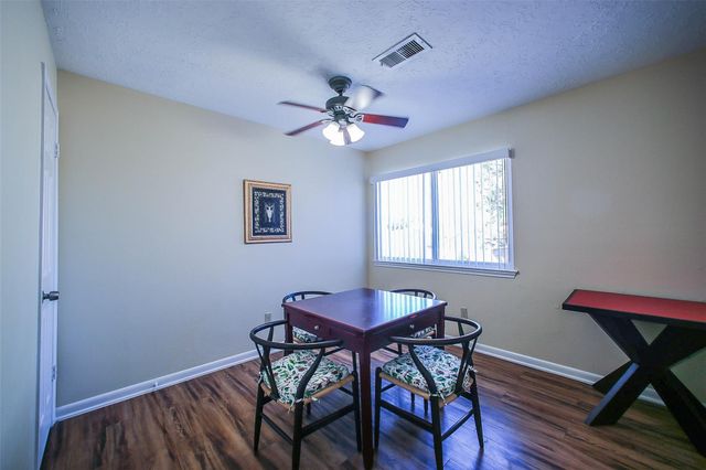 9511 Sharpcrest Street, Houston, TX 77036