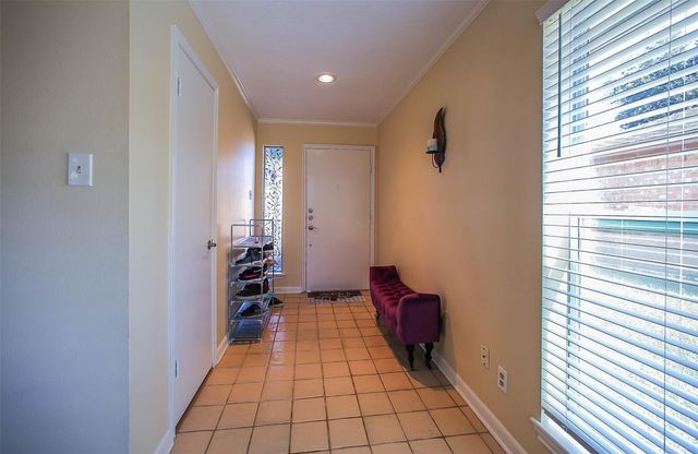 9511 Sharpcrest Street, Houston, TX 77036