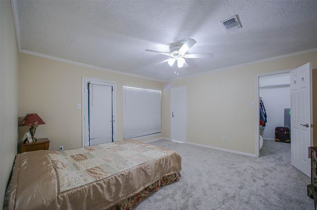 9511 Sharpcrest Street, Houston, TX 77036