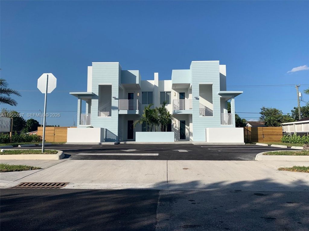 803 E 28th St 803, Hialeah, FL 33013