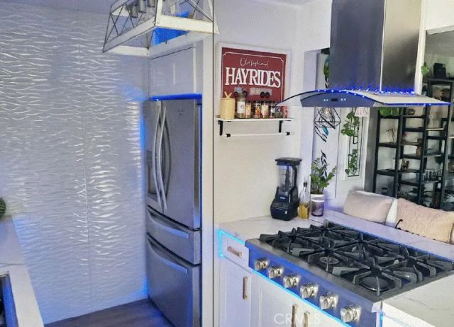 1521 E Canfield, Anaheim, CA 92805