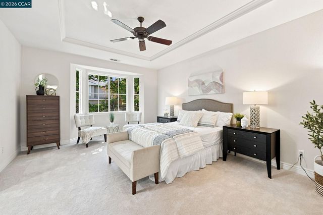 222 Abigail Cir, Danville, CA 94506